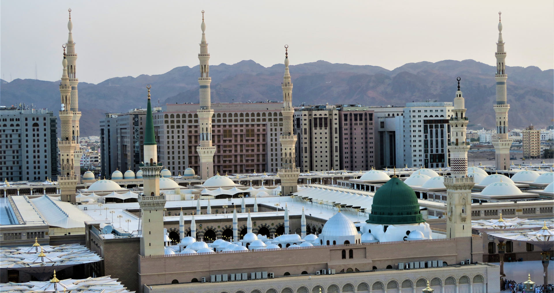 Makkah to Madinah Taxi Fare